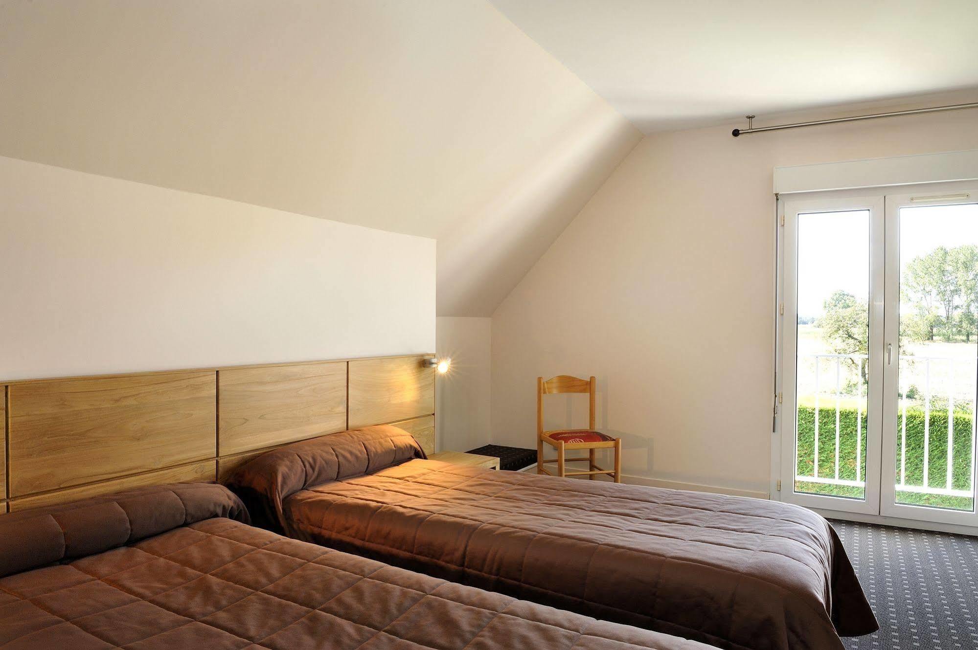 Logis Hotel Restaurant Du Labrador Saint-Benoît-sur-Loire Εξωτερικό φωτογραφία